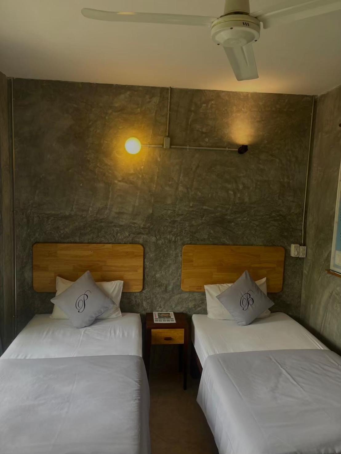 The Picturebook Guesthouse Mae Sot Extérieur photo