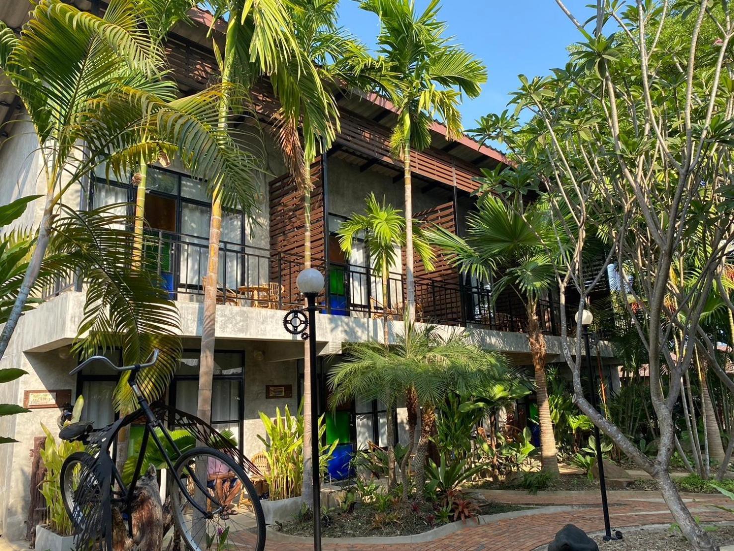 The Picturebook Guesthouse Mae Sot Extérieur photo