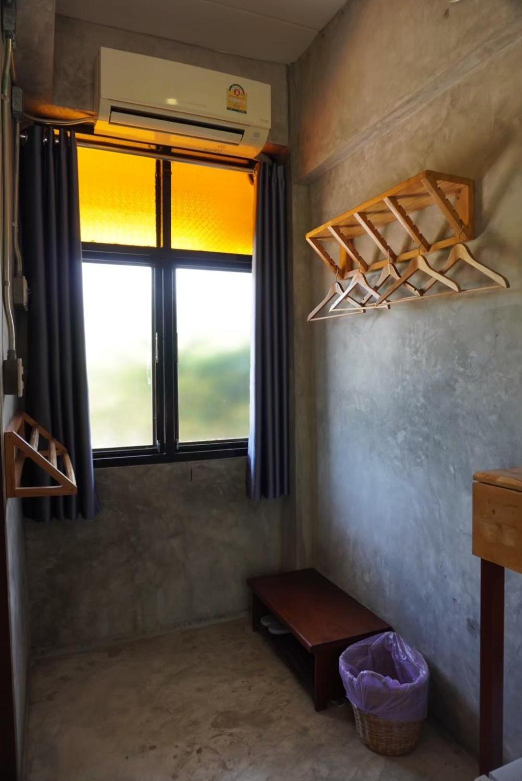 The Picturebook Guesthouse Mae Sot Extérieur photo